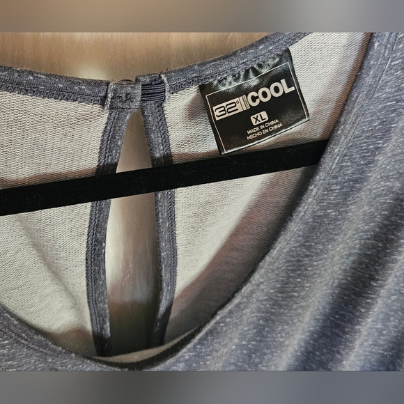 32° Cool Athleisure Heathered Grey Romper (NWOT) - Picture 4 of 6